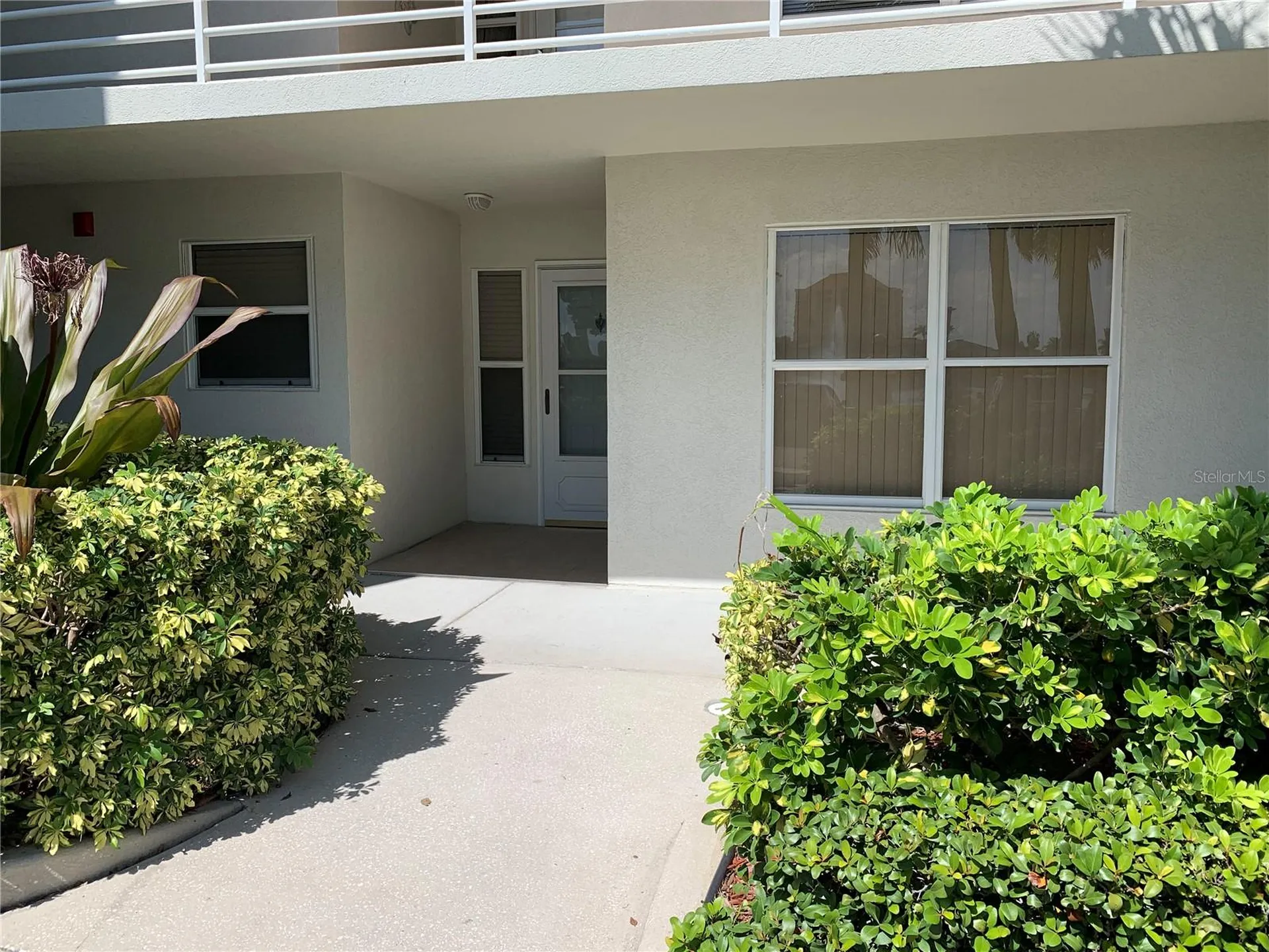 6061 Bahia Del Mar Circle St Petersburg FL 33715