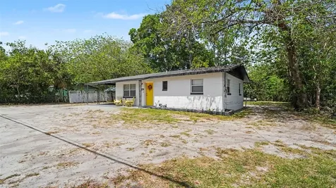 2305 NE 35th Street Ocala FL 34479