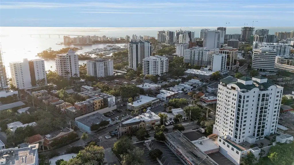 530 S Orange Avenue Sarasota FL 34236