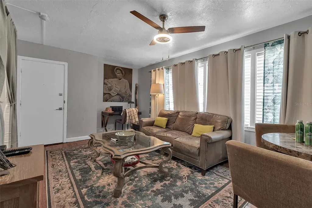 530 S Orange Avenue Sarasota FL 34236