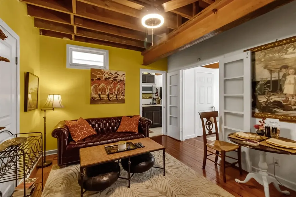 530 S Orange Avenue Sarasota FL 34236