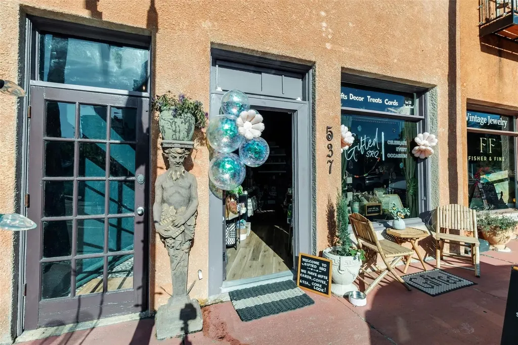 530 S Orange Avenue Sarasota FL 34236