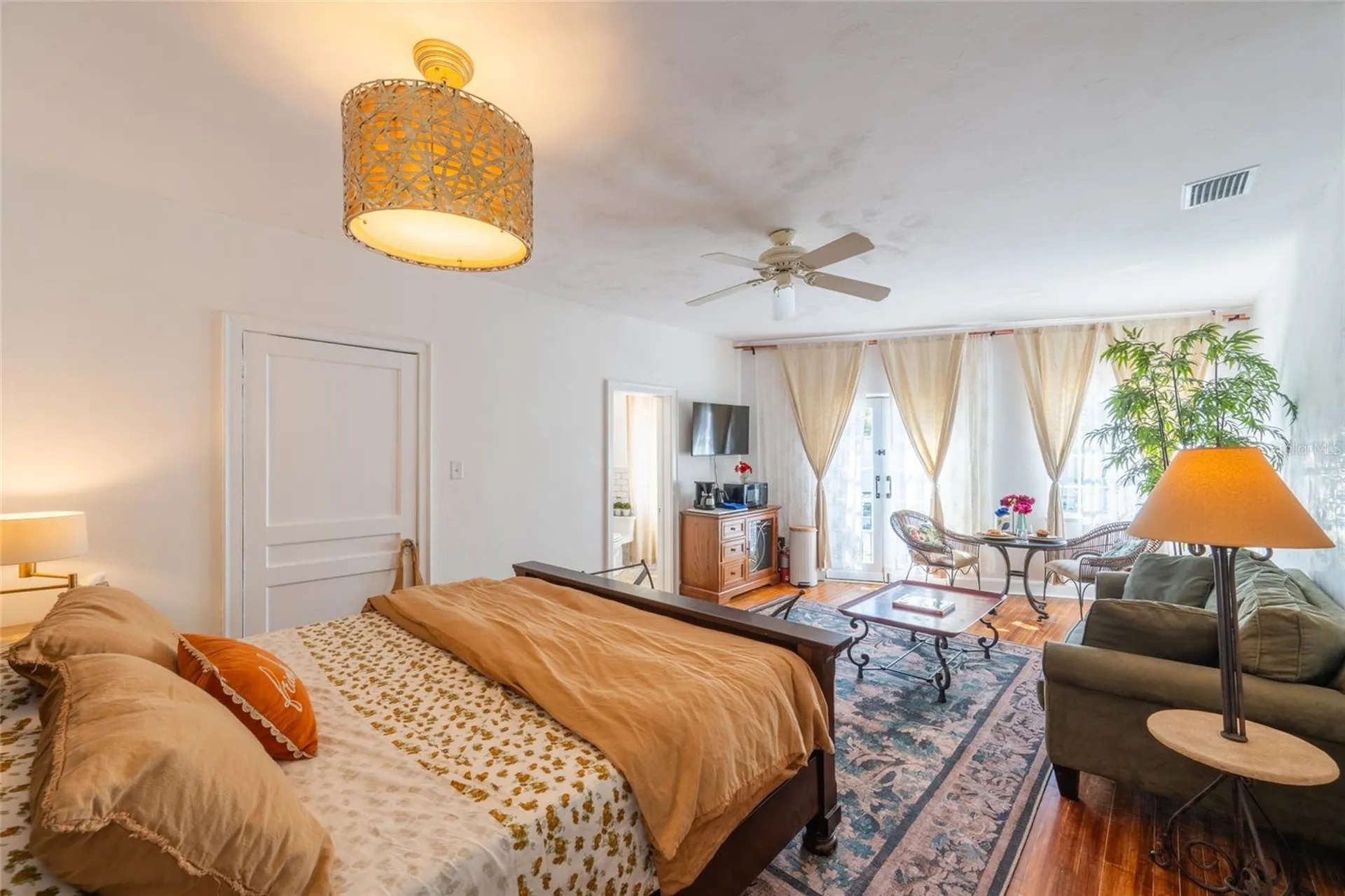 530 S Orange Avenue Sarasota FL 34236