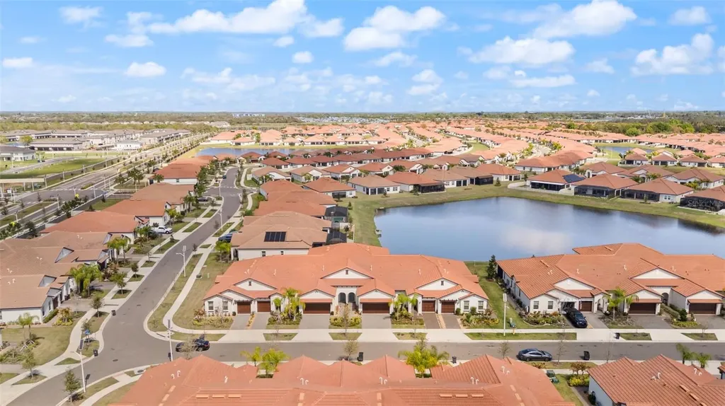 17551 Holly Well Avenue Wimauma FL 33598
