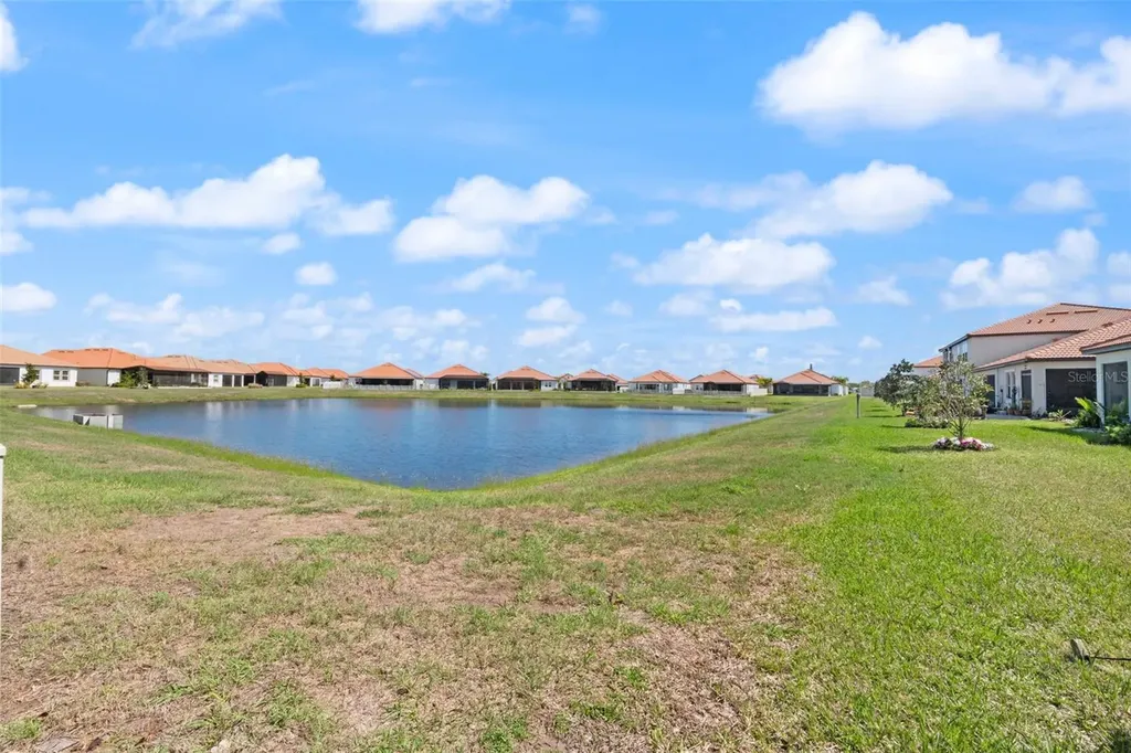 17551 Holly Well Avenue Wimauma FL 33598