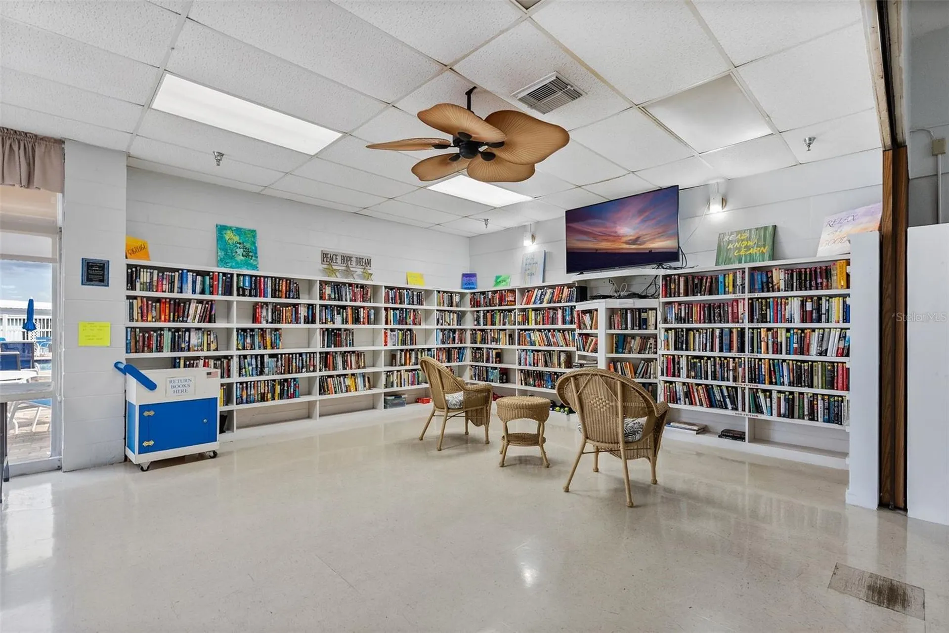 7263 Mount Essex Drive NE St Petersburg FL 33702