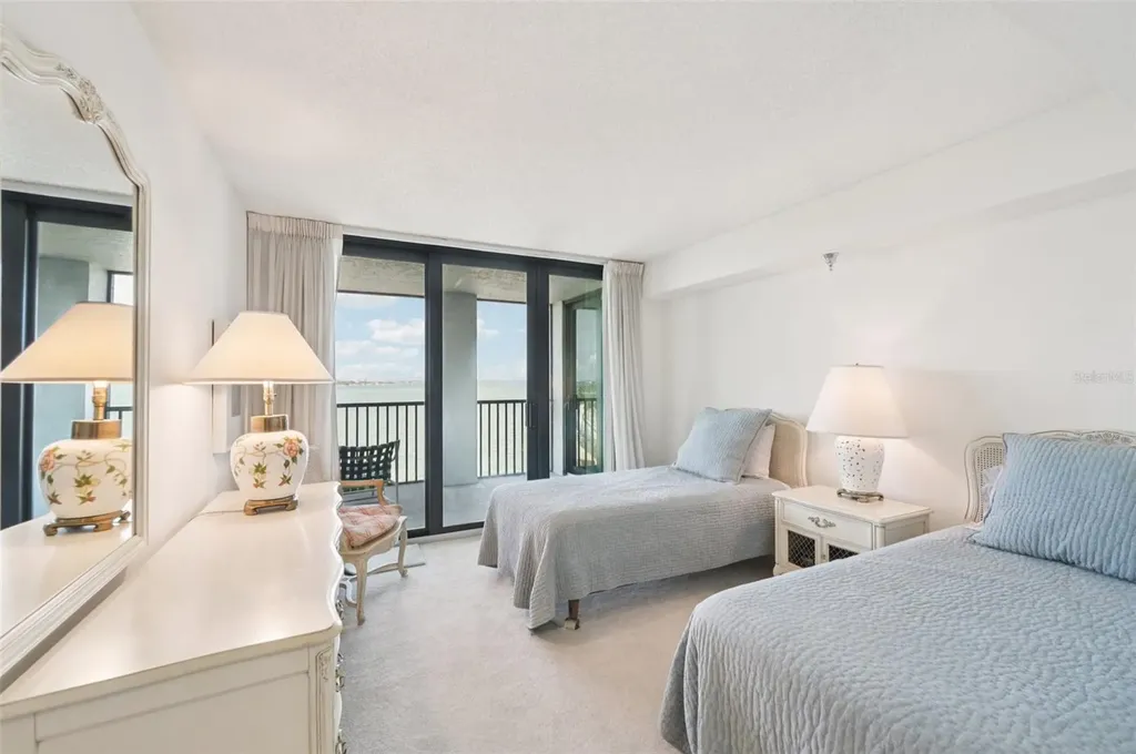 11 Sunset Drive Sarasota FL 34236