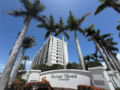 11 Sunset Drive Sarasota FL 34236