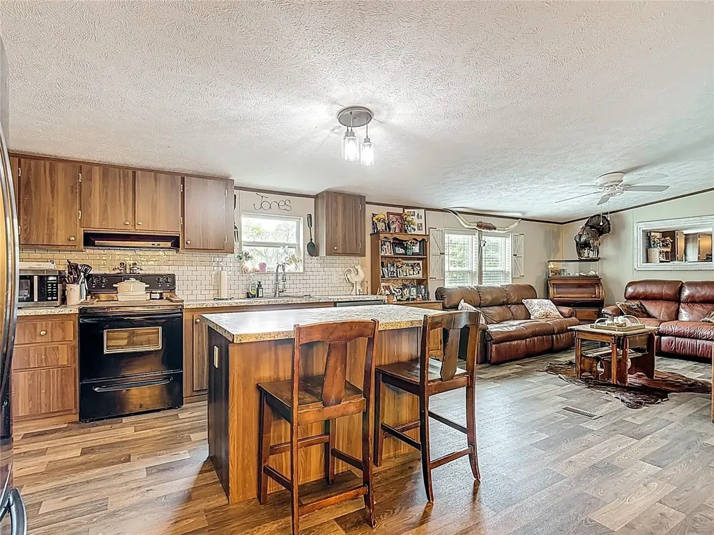 8970 Atlas Drive St Cloud FL 34773