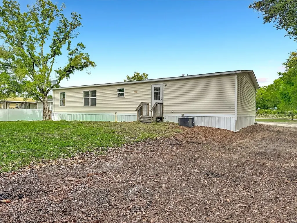 8970 Atlas Drive St Cloud FL 34773