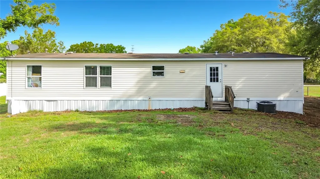 8970 Atlas Drive St Cloud FL 34773