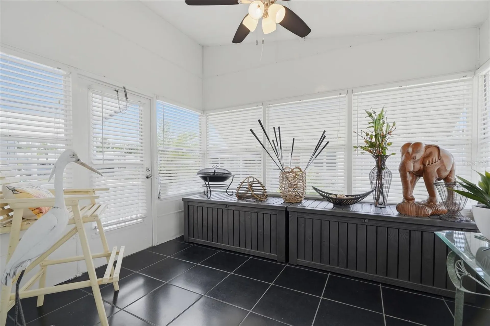 6907 Americana Drive NE St Petersburg FL 33702