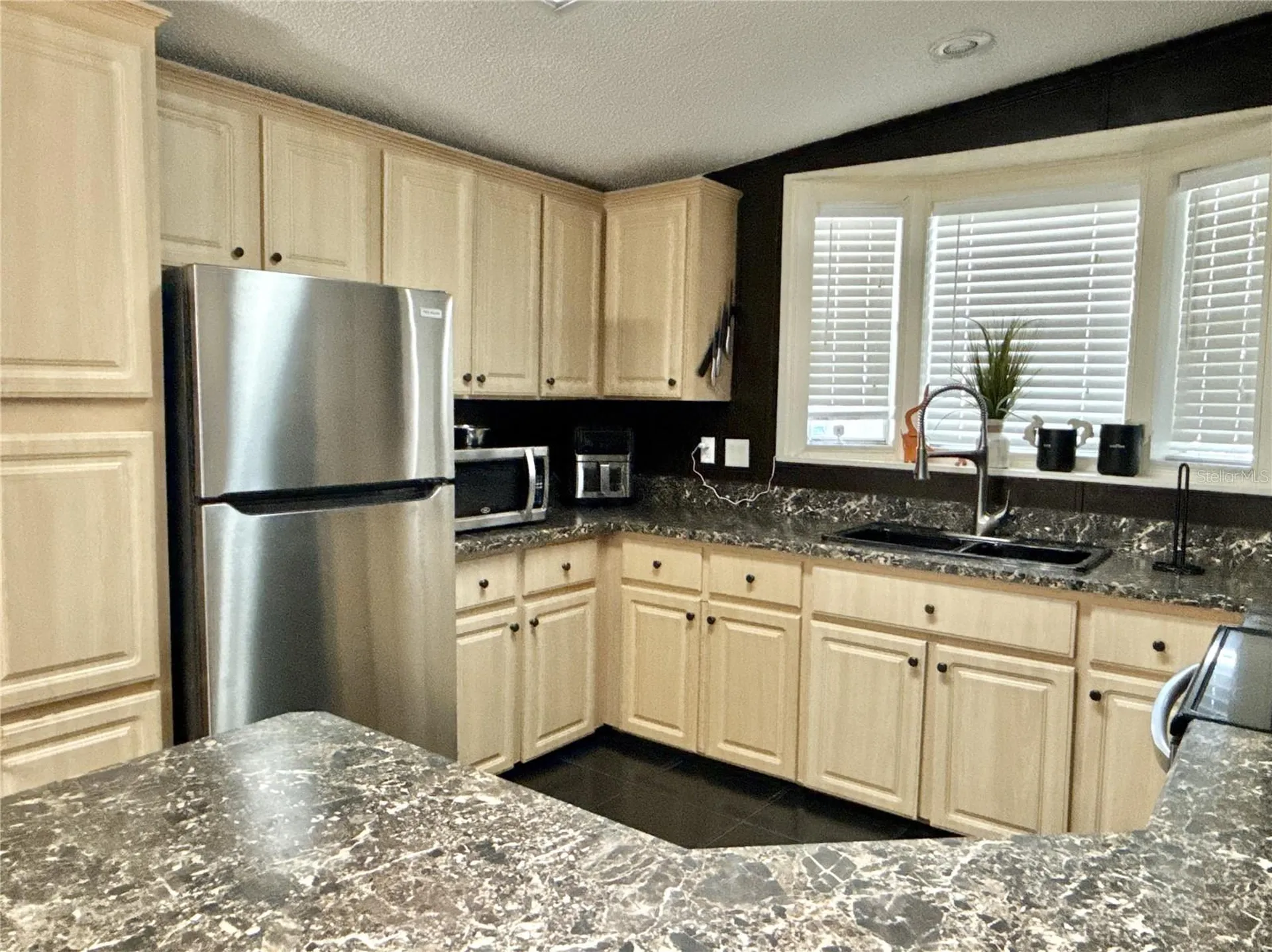 6907 Americana Drive NE St Petersburg FL 33702