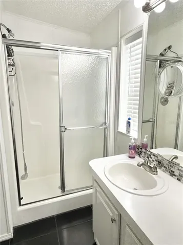 6907 Americana Drive NE St Petersburg FL 33702