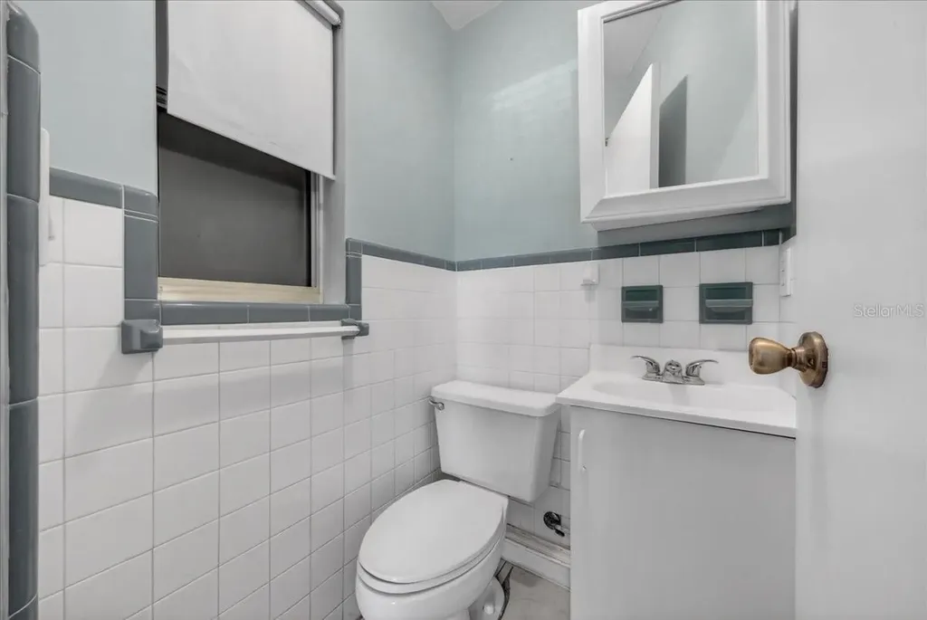 702 Carmen Drive Ocoee FL 34761