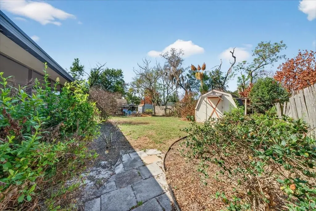 702 Carmen Drive Ocoee FL 34761