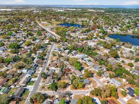 702 Carmen Drive Ocoee FL 34761