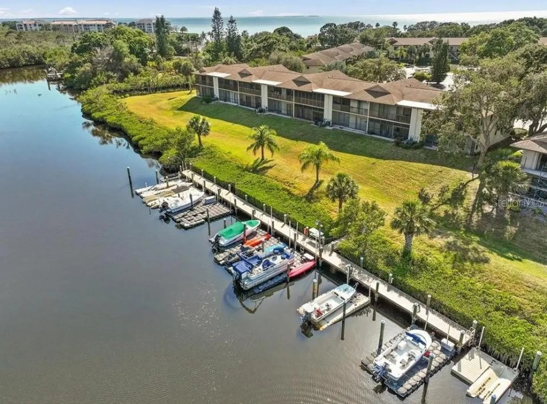 1669 Seascape Circle Tarpon Springs FL 34689