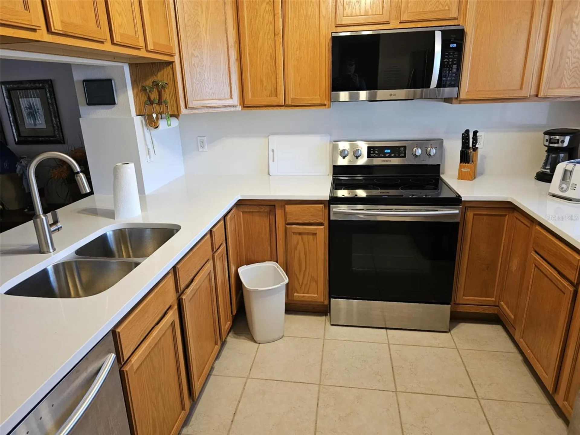 1669 Seascape Circle Tarpon Springs FL 34689