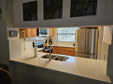 1669 Seascape Circle Tarpon Springs FL 34689
