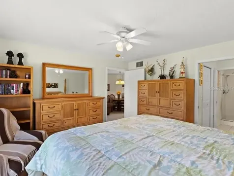 1669 Seascape Circle Tarpon Springs FL 34689