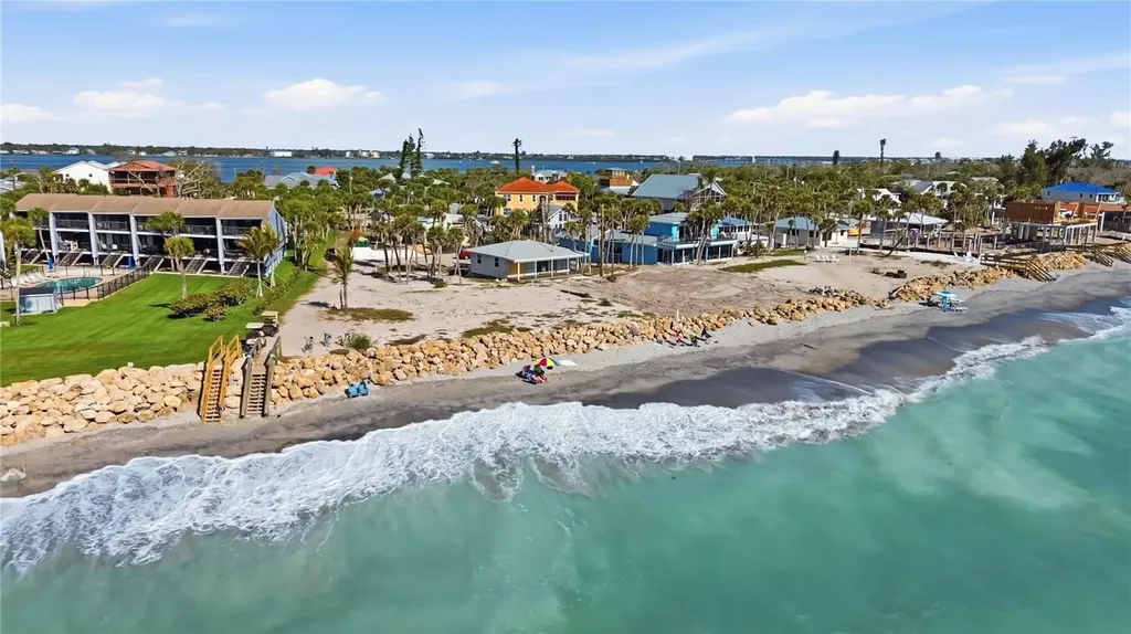 4076 N Beach Road Englewood FL 34223
