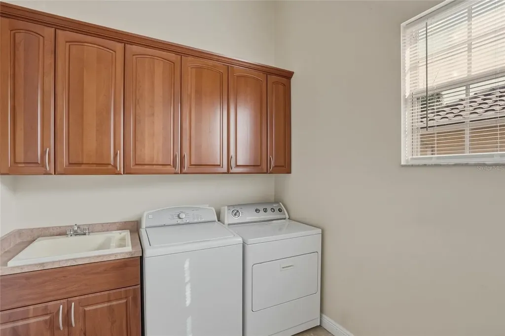 1146 Deardon Drive Venice FL 34292