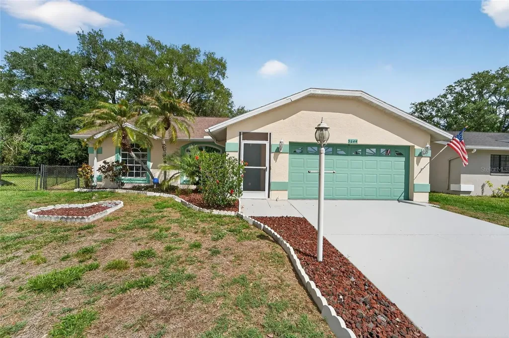 5644 29th Street Circle E Bradenton FL 34203