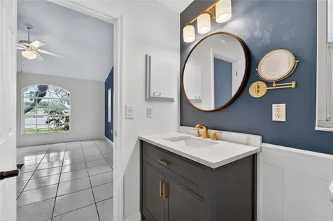 5644 29th Street Circle E Bradenton FL 34203