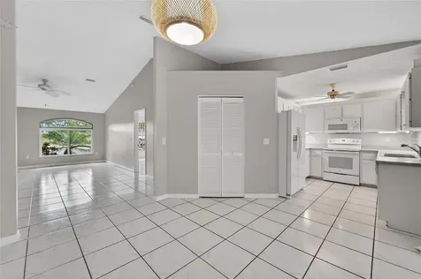 5644 29th Street Circle E Bradenton FL 34203