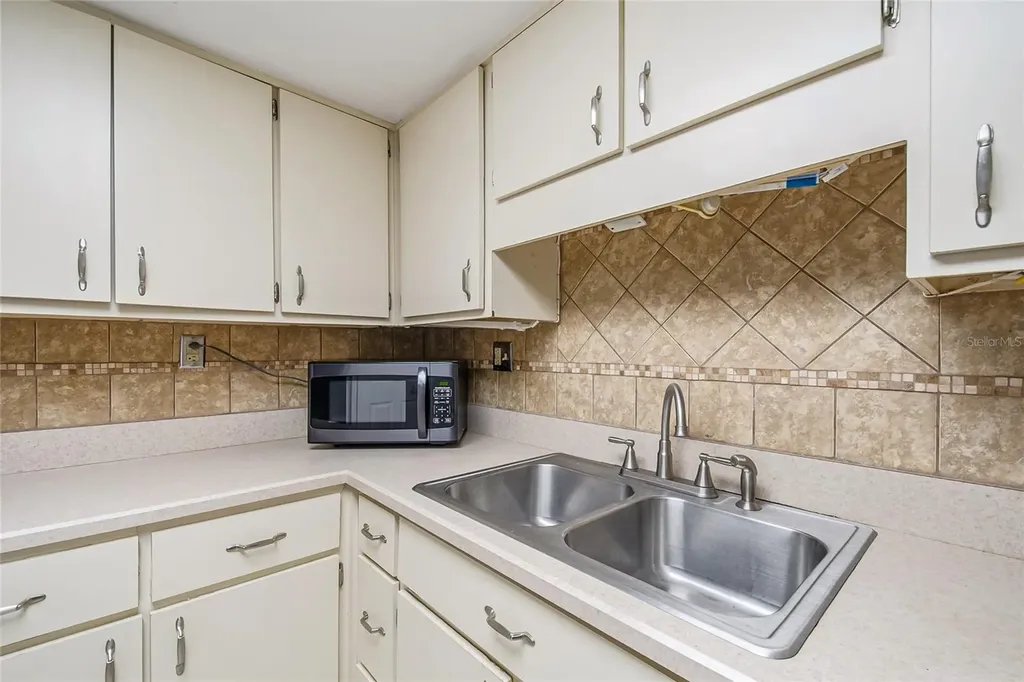 200 Maitland Avenue Altamonte Springs FL 32701