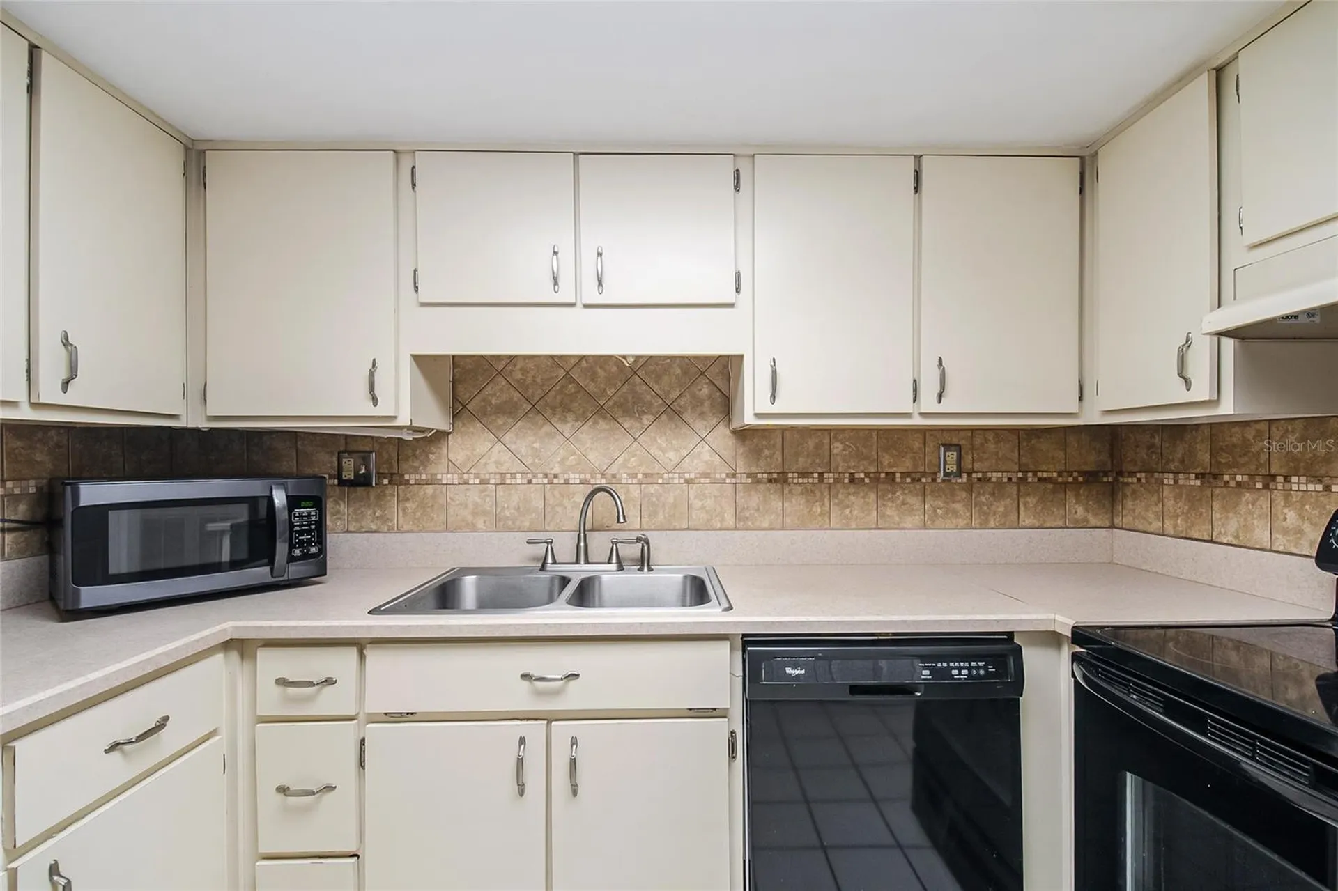 200 Maitland Avenue Altamonte Springs FL 32701