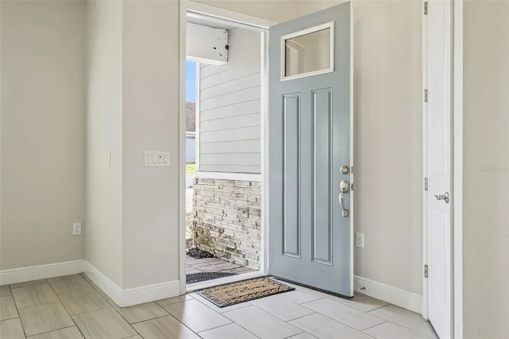 307 Terracotta Terrace Howey In The Hills FL 34737