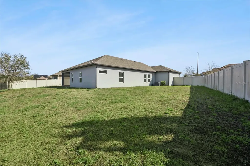 307 Terracotta Terrace Howey In The Hills FL 34737