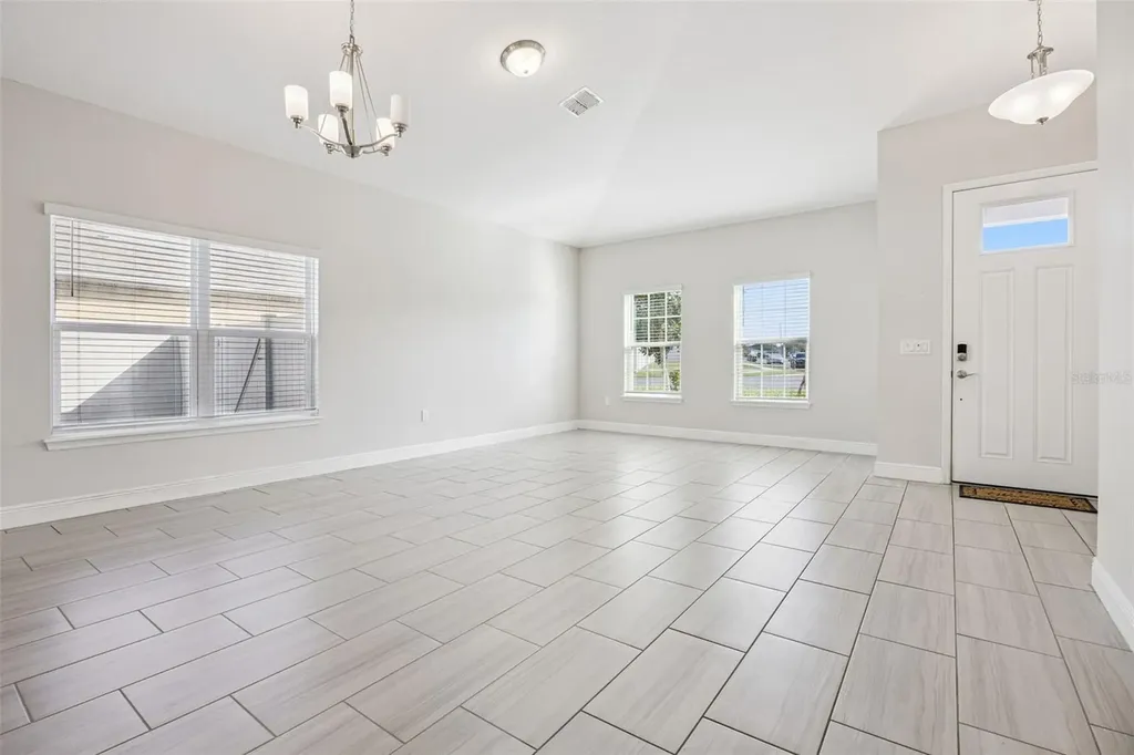 307 Terracotta Terrace Howey In The Hills FL 34737