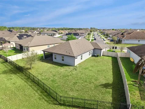307 Terracotta Terrace Howey In The Hills FL 34737