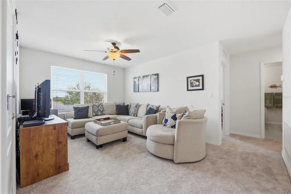 1489 Twin Valley Terrace Kissimmee FL 34744