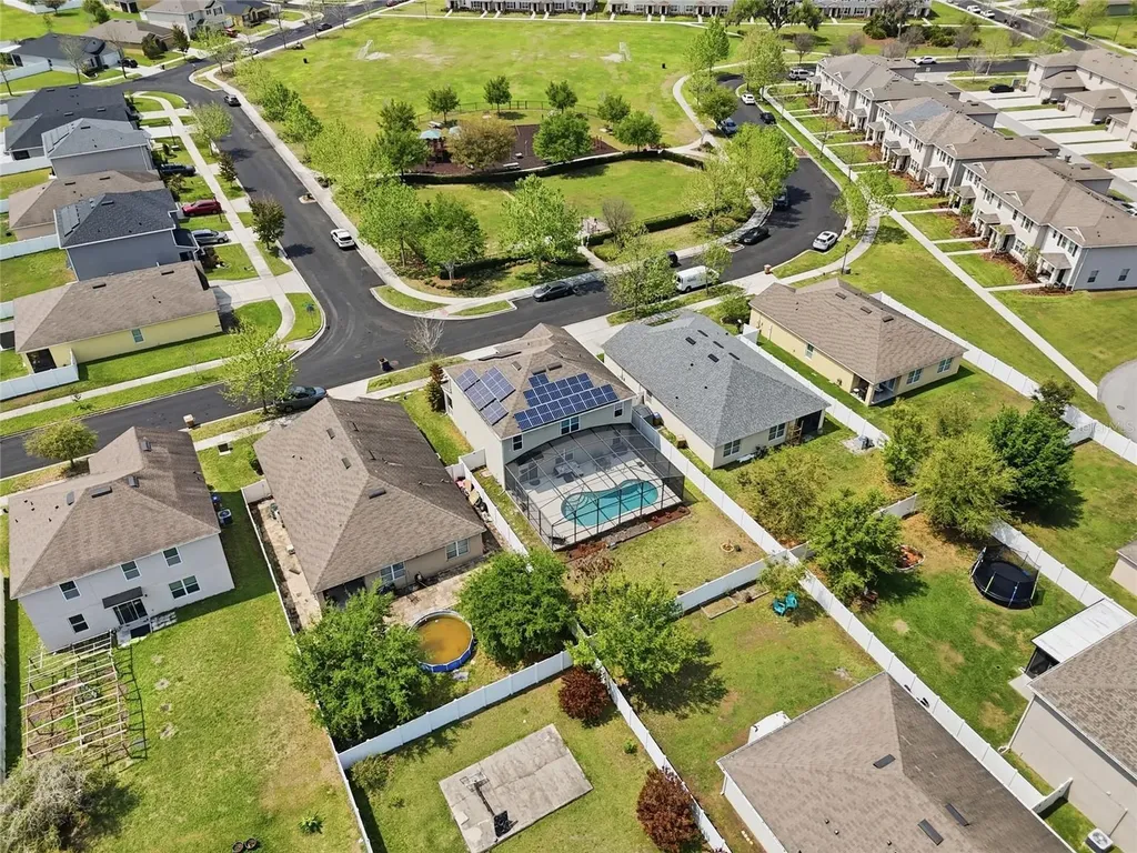 1489 Twin Valley Terrace Kissimmee FL 34744