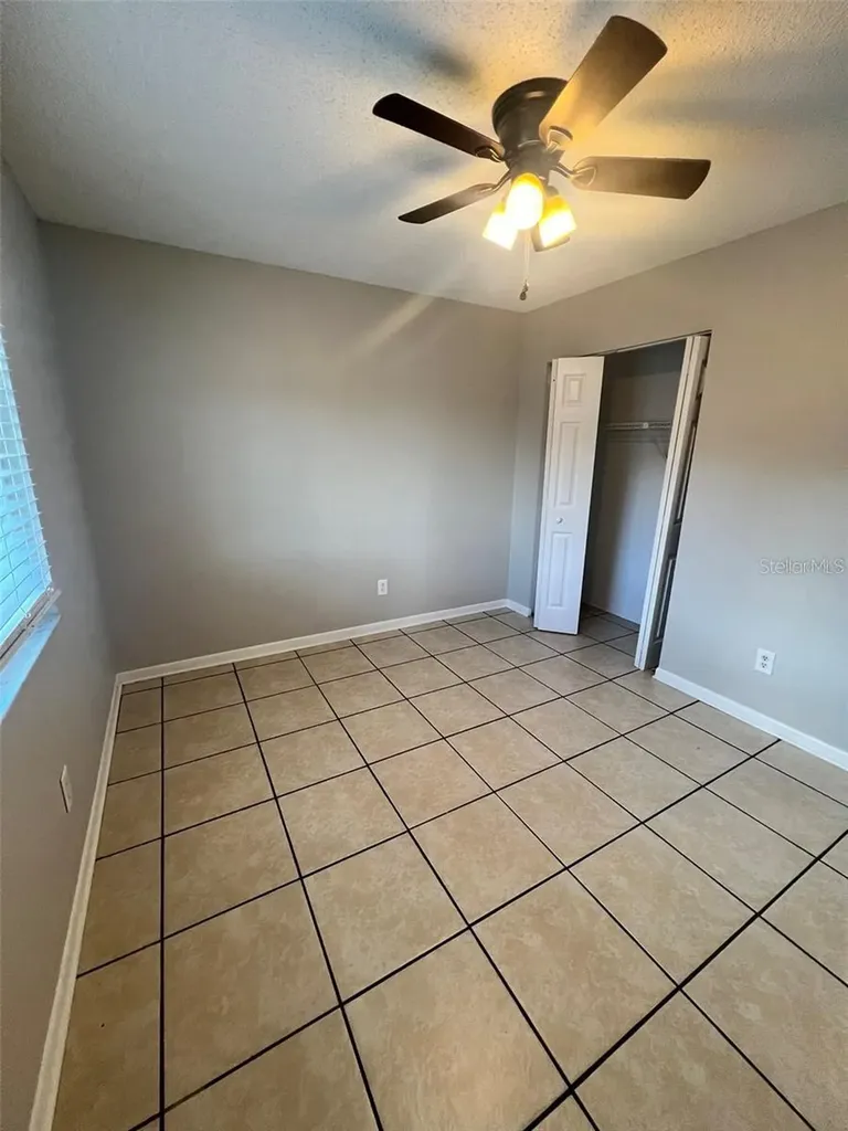 39132 County Road 54 Zephyrhills FL 33542