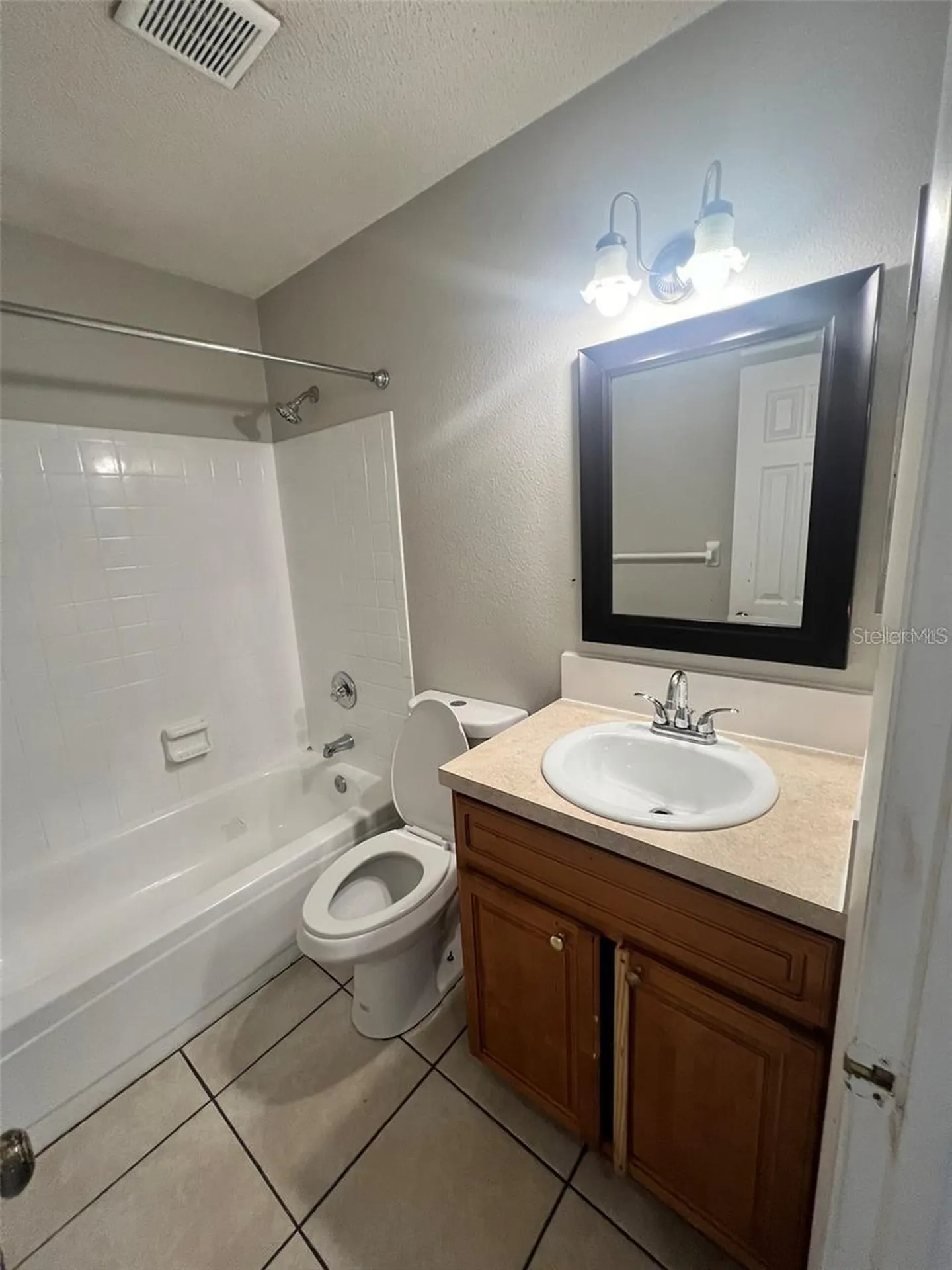 39132 County Road 54 Zephyrhills FL 33542