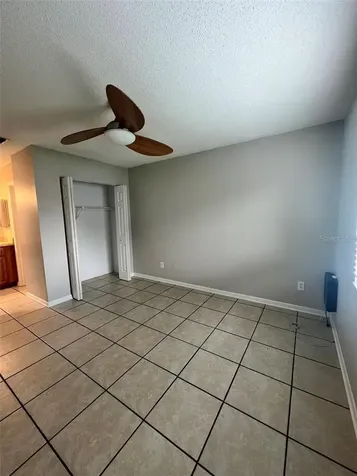 39132 County Road 54 Zephyrhills FL 33542