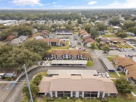 39132 County Road 54 Zephyrhills FL 33542