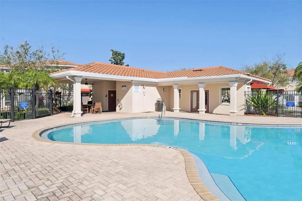 300 Valencia Circle St Petersburg FL 33716