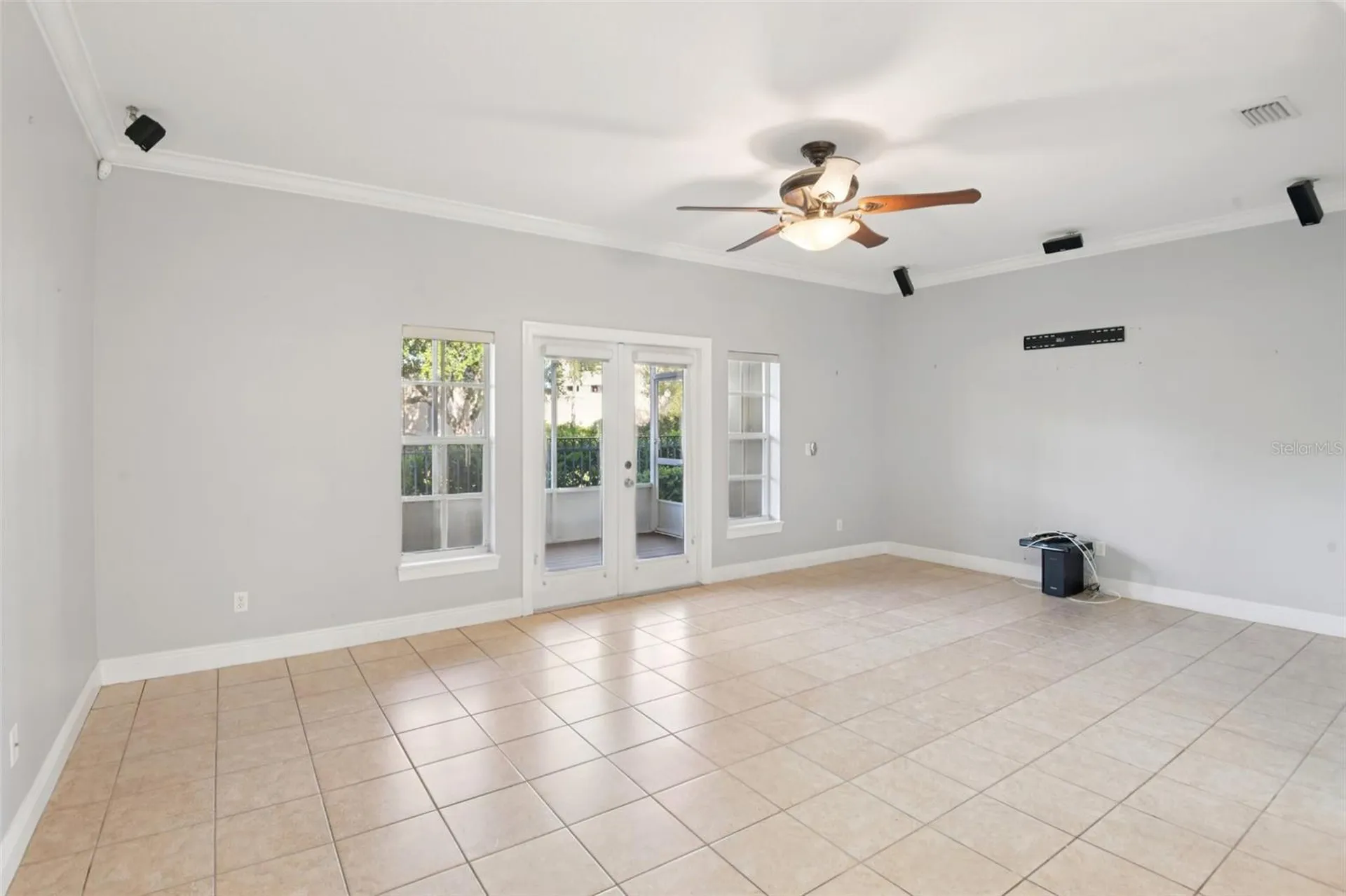 300 Valencia Circle St Petersburg FL 33716