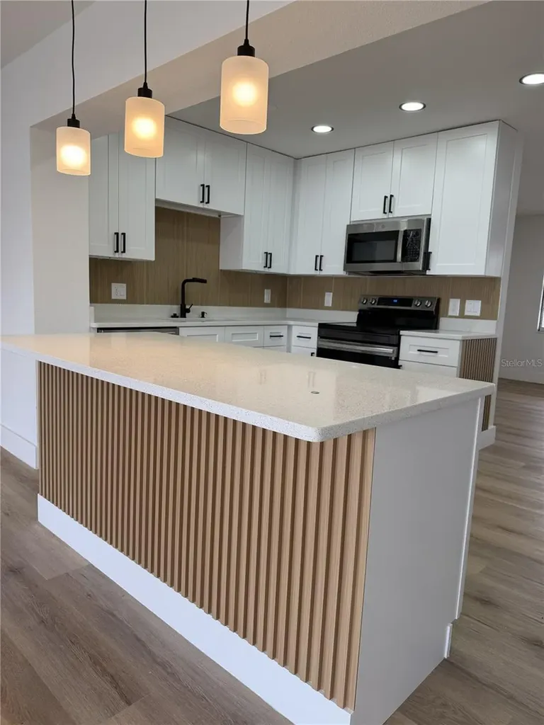 107 Iguala Drive Kissimmee FL 34743