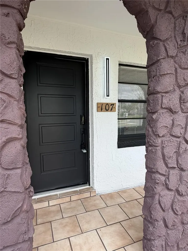 107 Iguala Drive Kissimmee FL 34743