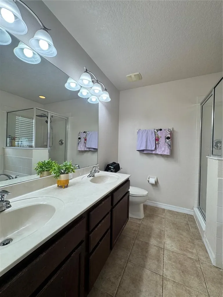 8484 Leeland Archer Boulevard Orlando FL 32836