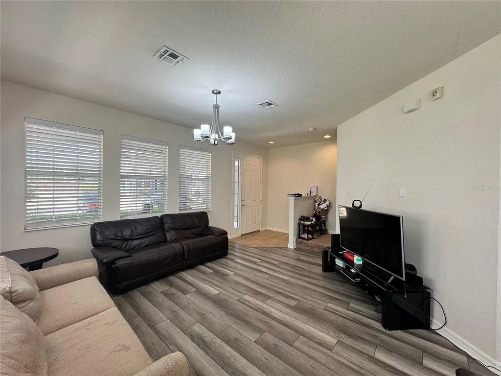 8484 Leeland Archer Boulevard Orlando FL 32836