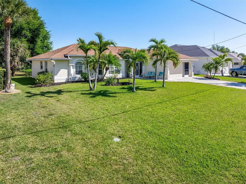 51 White Marsh Lane Rotonda West FL 33947