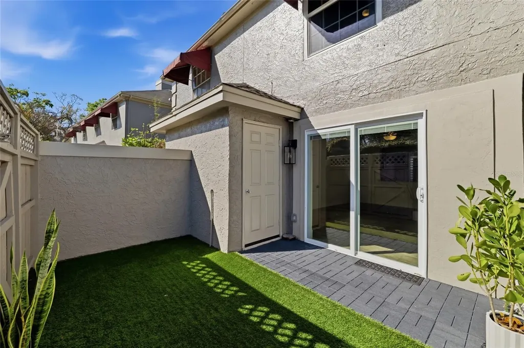 14011 Notreville Way Tampa FL 33624